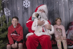 2024-12-07-Velma-EAPL ChowDown-Santa  007