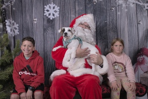 2024-12-07-Velma-EAPL ChowDown-Santa  011