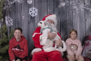 2024-12-07-Velma-EAPL ChowDown-Santa  020
