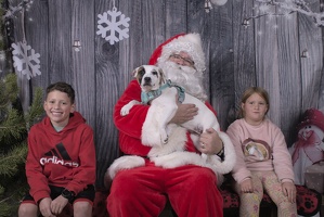 2024-12-07-Velma-EAPL ChowDown-Santa  021