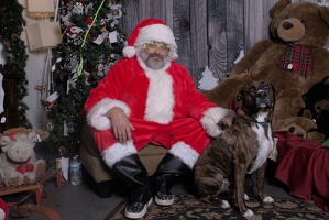 2024-11-06 EAPL Santa Pics Bambino  029