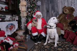 2024-11-06 EAPL Santa Pics Dave and Lady Bear  029