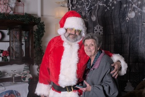 2024-11-06 EAPL Santa Pics Gary and Mom  030