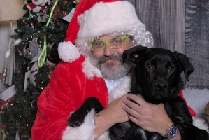 2024-11-06 EAPL Santa Pics Gypsey  040