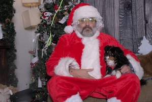 2024-11-06 EAPL Santa Pics Lady  027