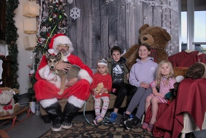 2024-11-06 EAPL Santa Pics Whiskey and Family  037