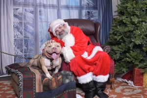 2025-11-05 EAPL Santa 11-Deebo 008